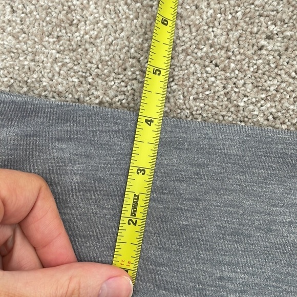 Athleta Grey and White Floral Leggings - Picture 12 of 14